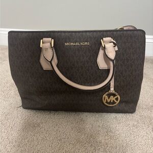 Michael Kors Purse & Matching Wallet
